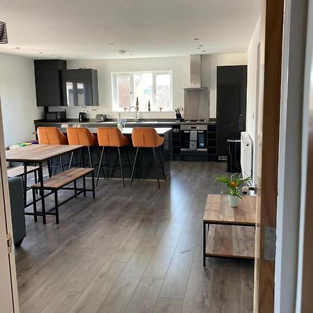 Spacious Newly Built Apartment Rhos On Sea, Colwyn Bay Zewnętrze zdjęcie