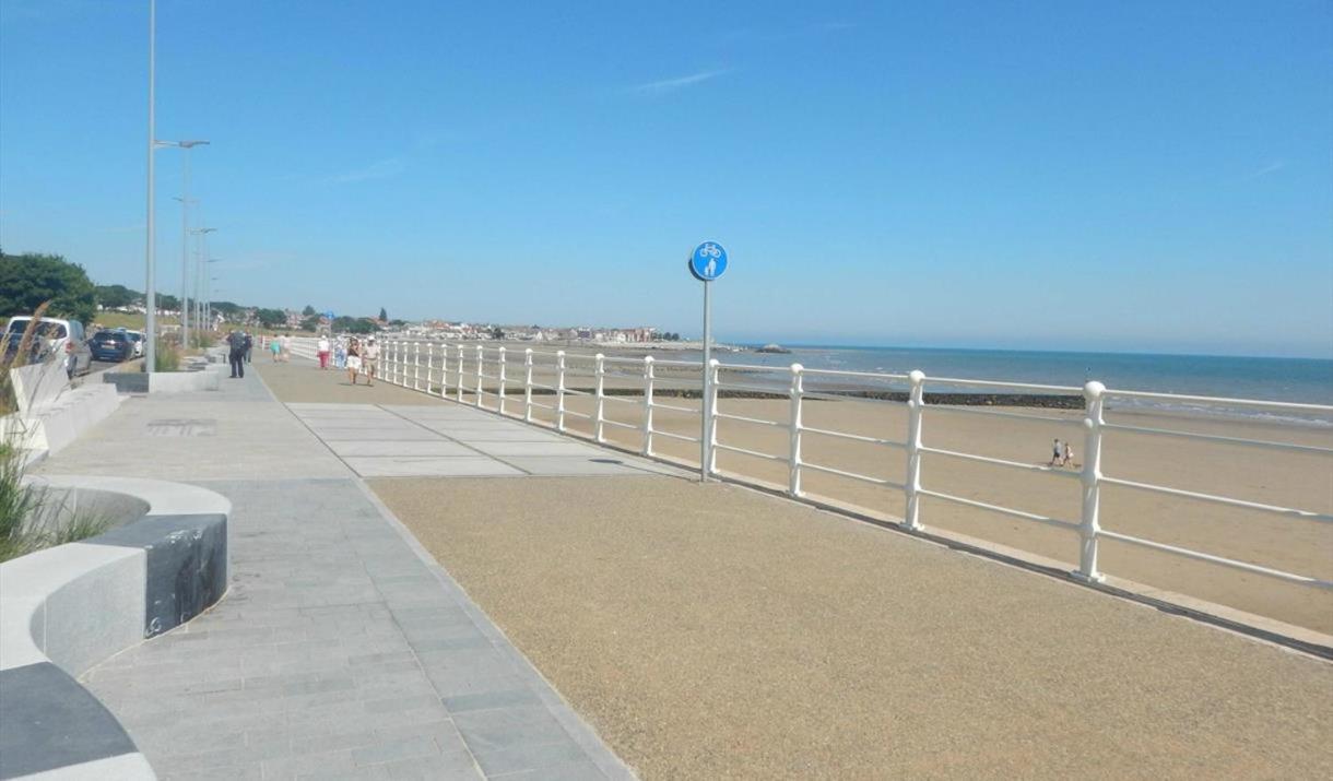 Spacious Newly Built Apartment Rhos On Sea, Colwyn Bay Zewnętrze zdjęcie